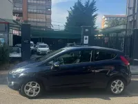 Usata Ford Fiesta 60 CV (44 kW) 2011 Bluazzurro Utilitaria