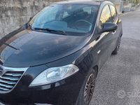Usata Lancia Ypsilon 95 CV (69 kW) 2015 Nero Utilitaria