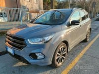 Usata Ford Kuga ST-Line 120 CV (88 kW) 2019 Grigio SUV