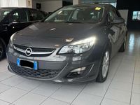 Usata Opel Astra Cosmo 110 CV (80 kW) 2014 Grigio Berlina