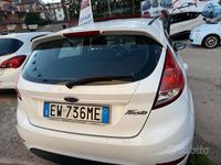 Usata Ford Fiesta Titanium 75 CV (55 kW) 2014 Bianco Berlina