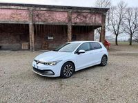 Usata VW Golf VIII Active 150 CV (110 kW) 2023 Bianco Berlina