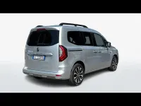 Usata Renault Kangoo Techno 116 CV (85 kW) 2025 Grigio chiaro Monovolume