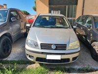 Usata Fiat Punto Dynamic 69 CV (50 kW) 2003 Grigio Utilitaria