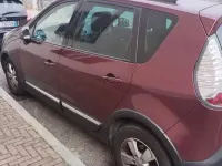 Usata Renault Scenic E-Tech 110 CV (80 kW) 2015 Marrone Monovolume