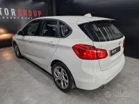 Usata BMW 216 Active Tourer Sport Line 116 CV (85 kW) 2016 Bianco Monovolume