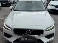 Usata Volvo V60 Business Edition 150 CV (110 kW) 2020 Bianco Station wagon