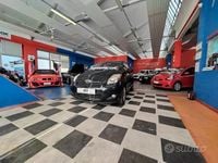 Usata Toyota Yaris Sol 101 CV (74 kW) 2011 Nero Utilitaria