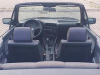 Usata BMW 320 Cabriolet Efficient Dynamics 129 CV (94 kW) 1988 Blu Cabrio