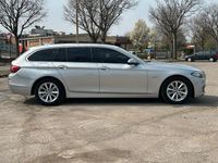 Usata BMW 520 Luxury Line 184 CV (135 kW) 2014 Grigio Station wagon