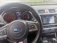 Usata Subaru Outback Style 150 CV (110 kW) 2017 Argento SUV