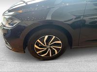 Usata VW Polo Life 95 CV (69 kW) 2024 Deep black perlato Berlina