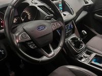 Usata Ford Kuga Titanium 120 CV (88 kW) 2017 Grigio SUV