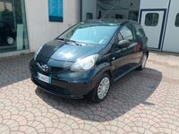 Usata Toyota Aygo 68 CV (50 kW) 2007 Nero Utilitaria