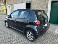 Usata Toyota Aygo Connect Style 68 CV (50 kW) 2011 Grigio Utilitaria