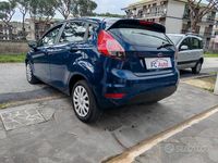 Usata Ford Fiesta 96 CV (70 kW) 2013 Blu Utilitaria
