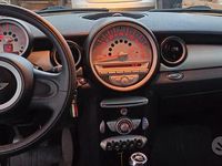 Usata Mini Cooper 75 CV (55 kW) 2010 Bianco Utilitaria