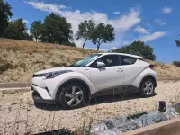 Usata Toyota C-HR Active 98 CV (72 kW) 2017 Bianco SUV