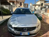 Usata Volvo V60 Business Edition 120 CV (88 kW) 2017 Grigio Station wagon