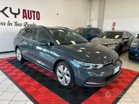 Usata VW Golf VIII Style 116 CV (85 kW) 2022 Grigio Station wagon