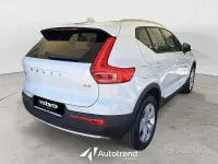 Usata Volvo XC40 Momentum 150 CV (110 kW) 2018 Bianco SUV
