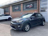 Usata Kia Stonic Style 101 CV (74 kW) 2018 Full grey SUV