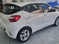 Usata Hyundai i10 67 CV (49 kW) 2023 Bianco Utilitaria