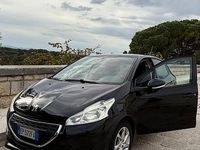 Usata Peugeot 208 2013 Nero Utilitaria