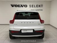 Usata Volvo XC40 Core 163 CV (119 kW) 2025 Bianco SUV