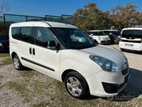 Usata Opel Combo Cosmo 95 CV (69 kW) 2015 Bianco Berlina