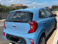 Usata Kia Picanto 2022 Blu Utilitaria