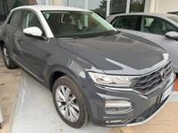 Usado VW T-Roc Advance 116 CV (85 kW) 2019 Gris SUV