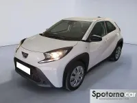 Usata Toyota Aygo X Active 72 CV (52 kW) 2022 Bianco SUV