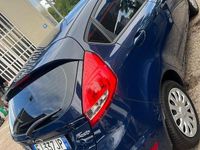 Usata Ford Fiesta Titanium 70 CV (51 kW) 2011 Blu Utilitaria