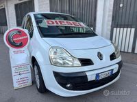 Usata Renault Modus 75 CV (55 kW) 2012 Bianco Monovolume