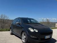 Usata Smart ForFour Passion 68 CV (50 kW) 2005 Nero Utilitaria