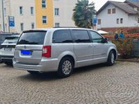 Usata Lancia Voyager 163 CV (119 kW) 2013 Grigio Monovolume