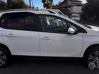Usata Peugeot 2008 Allure 99 CV (72 kW) 2017 Bianco SUV