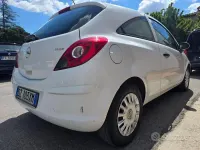 Usata Opel Corsa Club 80 CV (58 kW) 2010 Bianco Utilitaria