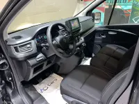 Nuova Renault Trafic Equilibre 150 CV (110 kW) 2025 Nero Monovolume