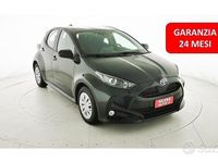 Usata Toyota Yaris Hybrid Business Edition 92 CV (67 kW) 2022 Nero metallizzato Berlina