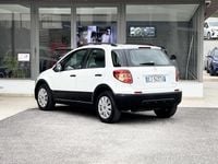 Usata Fiat Sedici 120 CV (88 kW) 2011 Bianco SUV