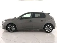 Usata Peugeot 208 Allure 101 CV (74 kW) 2025 Grigio selenium metallizzato Utilitaria