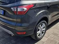 Usata Ford Kuga 120 CV (88 kW) 2017 SUV