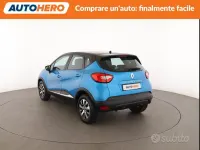 Usata Renault Captur Zen 90 CV (66 kW) 2016 Bluazzurro SUV