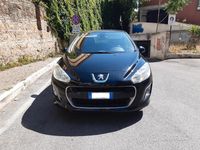 Usata Peugeot 308 120 CV (88 kW) 2011 Nero Berlina