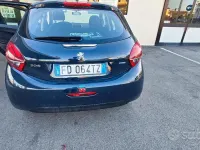 Usata Peugeot 208 68 CV (50 kW) 2016 Utilitaria