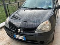 Usata Renault Clio II 54 CV (39 kW) 2006 Nero Berlina