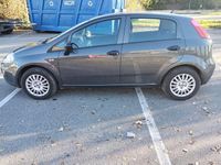 Usata Fiat Grande Punto Young 77 CV (56 kW) 2017 Grigio Utilitaria