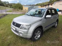 Usata Suzuki Vitara 129 CV (94 kW) 2006 Grigio SUV